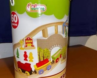 Wooden train set 60 piece