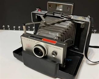 Polaroid automatic 101 land camera