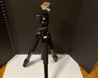 Bogen Manfrotto tripod