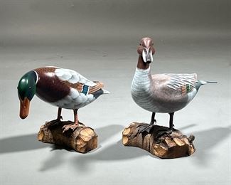 (2PC) CARVED SHOREBIRDS | Carved and painted wood ducks, including a Mallard Drake. l. 13 x w. 8 x h. 11 in