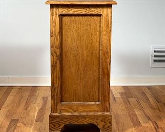 OAK DISPLAY STAND | Carved oak pedestal / display stand, with hollow interior.  l. 17 x w. 17 x h. 34 in