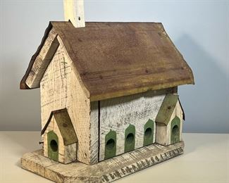 HANDMADE BIRDHOUSE | Handmade and painted birdhouse with a heavy metal roof! -  l. 18-1/2 x w. 11 x h. 17 in