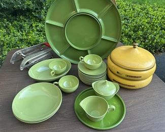 Oneida melamine dishes, stacking canisters, lazy Susan