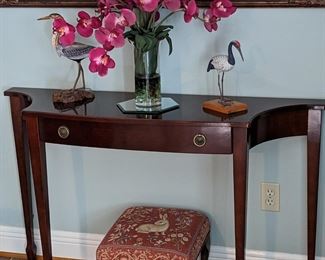 NEWER TRADITIONAL STYLE MAHOGANY SIDE TABLE....FOOTSTOOL
