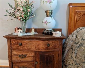 ANTIQUE WASH STAND...GWTW LAMP
