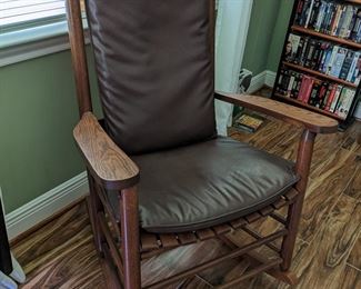OAK ROCKER