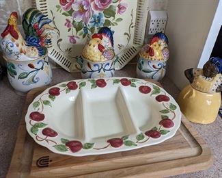 FITZ & FLOYD ROOSTER CANISTER SET, BLACK COOKIE JAR, DIVIDED FRANCISCAN APPLE SERVING DISH