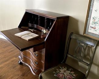 Lovely Mahogany Desk with Serpentine Drawers  