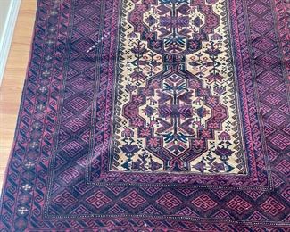 $640 Antique hand-knotted wool rug. 4'5" x 6'8"