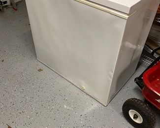 $100  Gibson Chest freezer