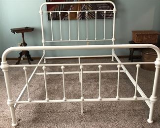Queen Size white metal bed. So pretty.