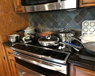 Pots and Pans , Skillets - good condition