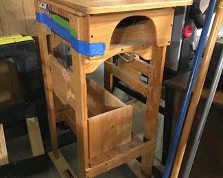 Missouri Made Jig Saw. (wood stand)