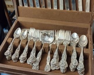 silverware set
