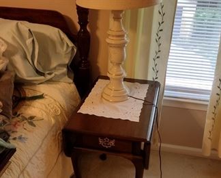 matching end tables Queen Anne feet