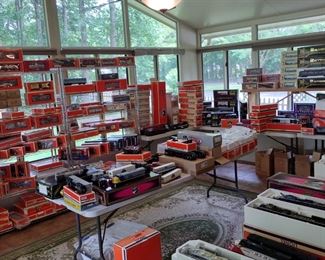 Massive Lionell collection 