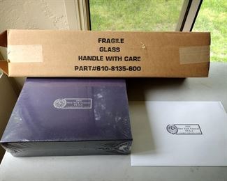 Lionel trains with diplay box 