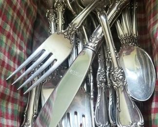 Wallace Rose Paint Silver utensil set
