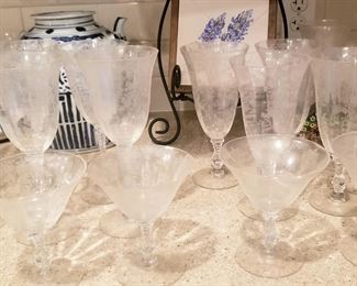 Several lots of etched lace glass