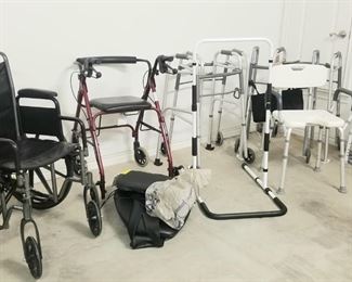 Lots of nearly new medical equipment