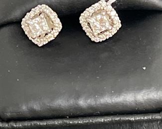 Appt .60 total weight SI clarity I color 14k white stud earrings 
#8  $1050.