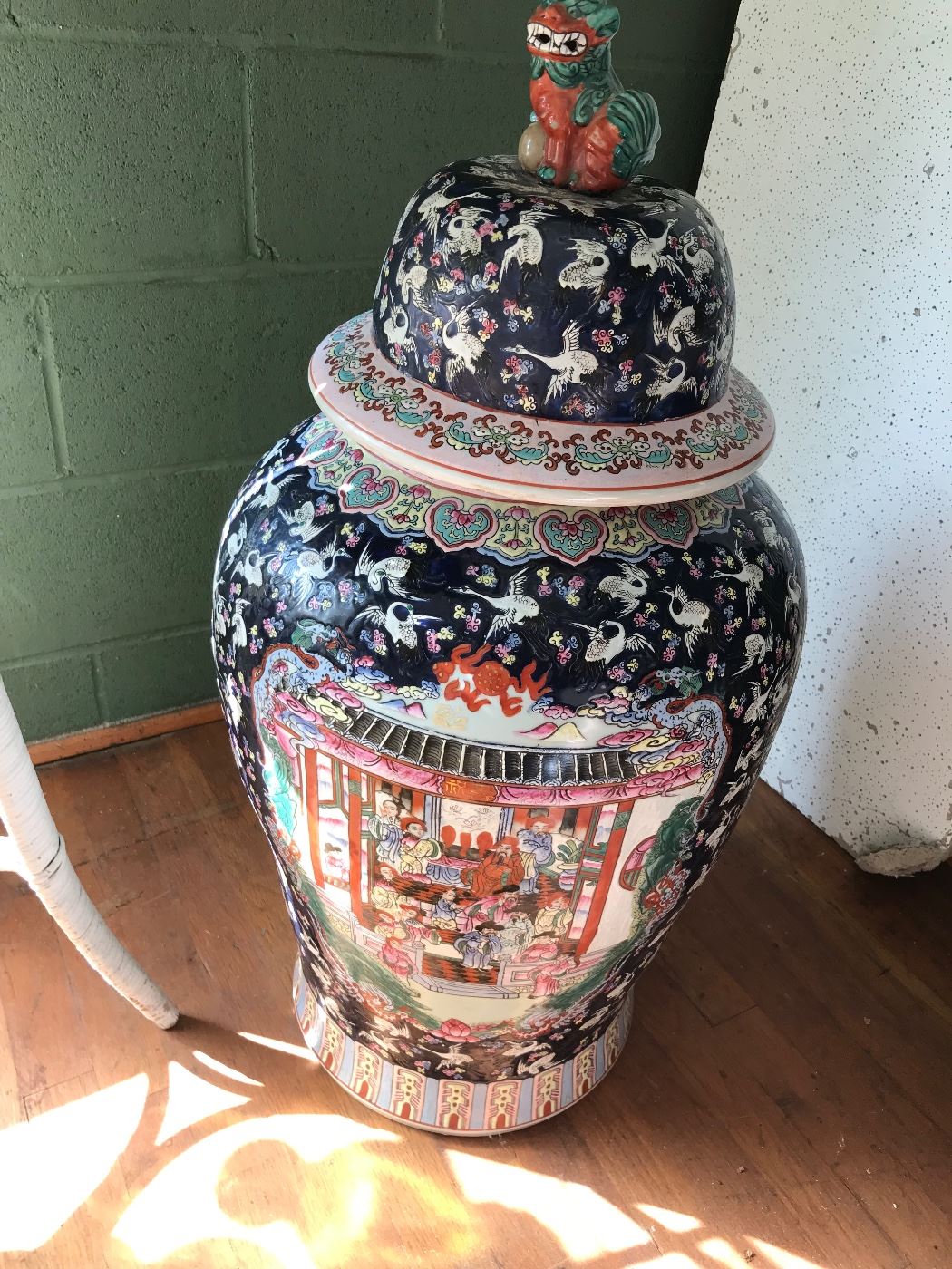 Large palace jar