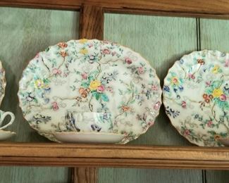 Spode china, vibrant and beautiful