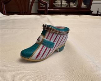 LIMOGES SHOE TRINKET BOX