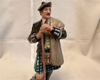 ROYAL DOULTON THE LAIRD