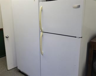 Fridge and freezer