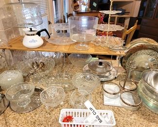 Crystal serving and entertaining pieces
