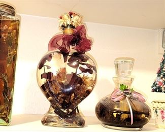 Bathroom oils and decor