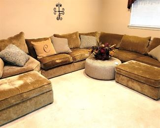 Smithe Furniture Neutral Fabric Sectional Sofa.  Very large! 2 corners, 2 ottomans and 2 double sections.  Arrange to fit your space.  Round large ottoman