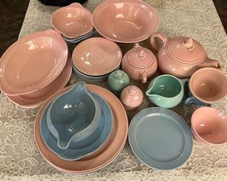 Lu-Ray Pastels dish set