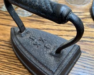 Cast iron iron