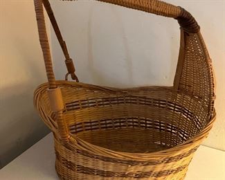 Duck headed basket