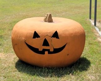 GIANT Jack-O-Lanturn 🎃