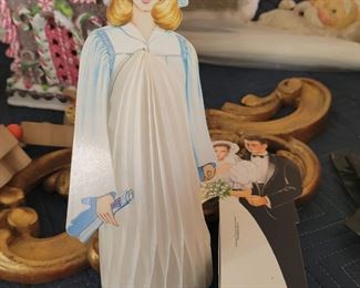 Client was professional baker! 1000's of molded bakeware tins, vintage cake decor, wedding cake towers, silicone pans, cookie cutters, candy molds, other baking items +++