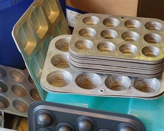 Client was professional baker! 1000's of molded bakeware tins, vintage cake decor, wedding cake towers, silicone pans, cookie cutters, candy molds, other baking items +++