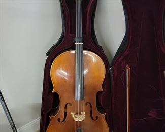 VERY NICE and well-loved Cello instrument. Looks like new!