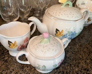 Lenox Butterfly Meadow China Coffee/Tea Set