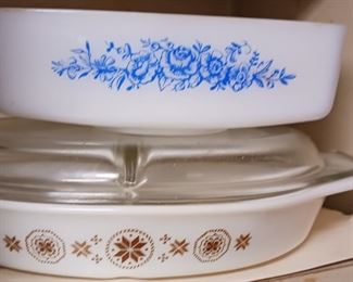 Vintage pyrex