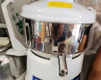Omega juicer model 1000