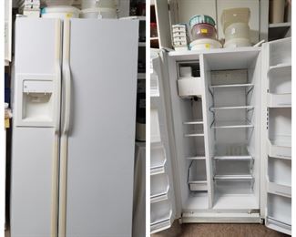 French door refrigerator (working)