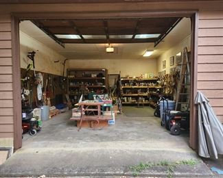 Detached garage/barn