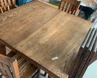 #139	oak dining table with 4 leaves and 2 good chairs 2 need screw 42 x 42-82x30	 $75.00 			
