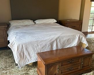 Yet one more king size bedroom set, some lovely nightstands, a cedar storage chest, and another beautiful room size rug.