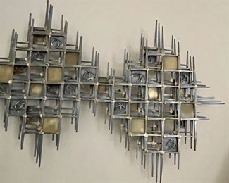 Wall sculpture