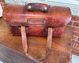 Wonderful vintage leather bag