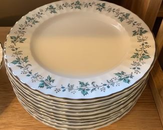 Royal Worcester Chapel Hill  
Discontinued 
12  Dinner plates
12 8 inch salad Plates
12 6 1/8 inch bread plates
12 cups and saucers
One vegetable dish

61 Total Pieces